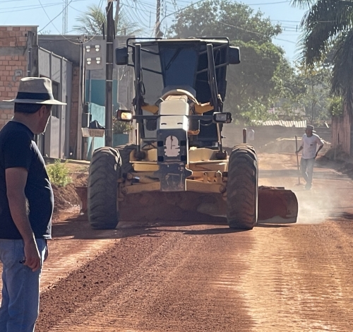 Prefeito Paulistinha acompanha obras e anuncia novos investimentos para ampliar a pavimentação em Peixoto de Azevedo
