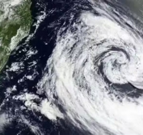 Ciclone bomba pode provocar ventos fortes e temporais em 23 cidades de MT