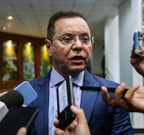 Botelho diz que Jayme foi “cortado covardemente” e convoca aliados para dar o troco na eleição