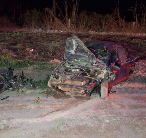 Jovem morre em grave acidente entre carro e motocicleta na BR-163