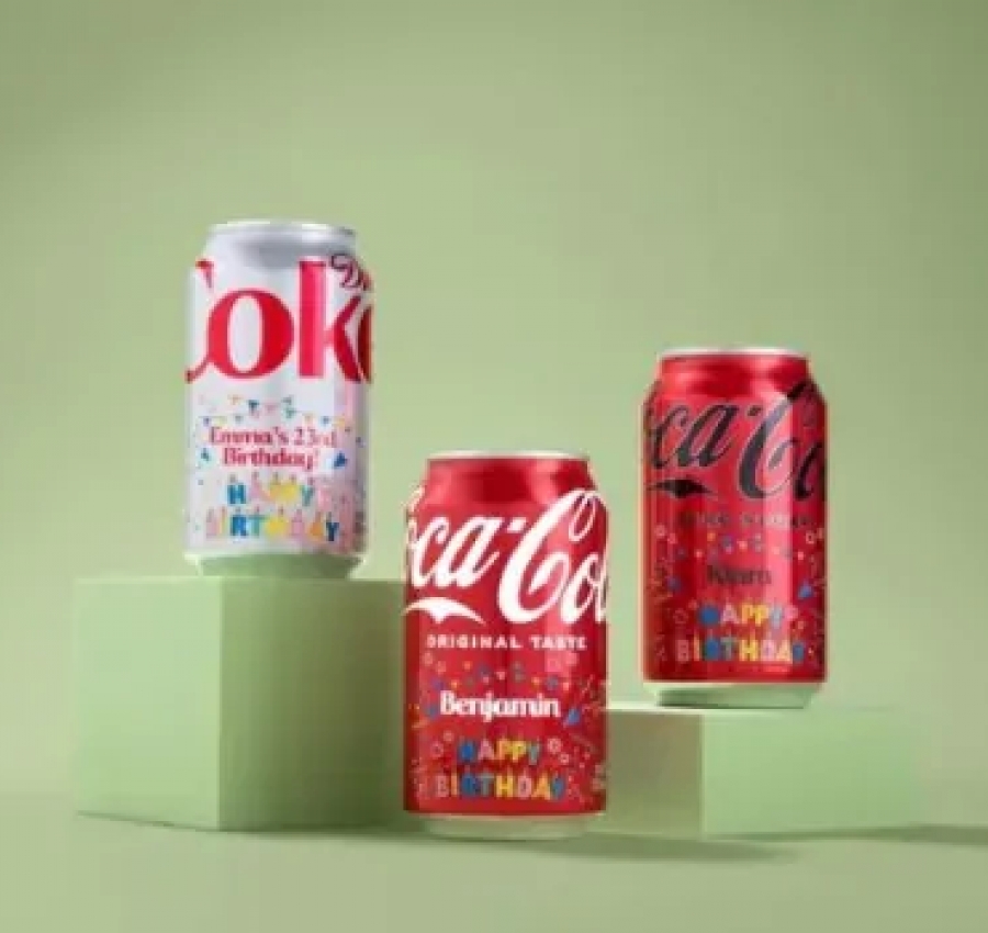 Coca-Cola bloqueia “Jesus é Rei”, mas libera “Satanás é Bom” em plataforma de latas personalizadas