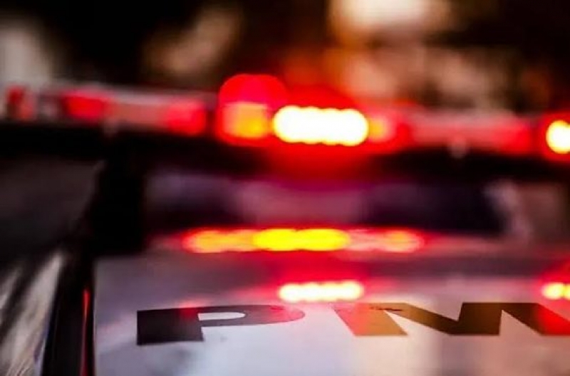 Ex invade casa, mantém mulher em cárcere e foge da polícia em Cuiabá