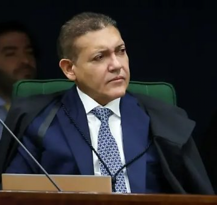 Crise no STF pode derrubar Moraes e Nunes Marques assumir comando do STF