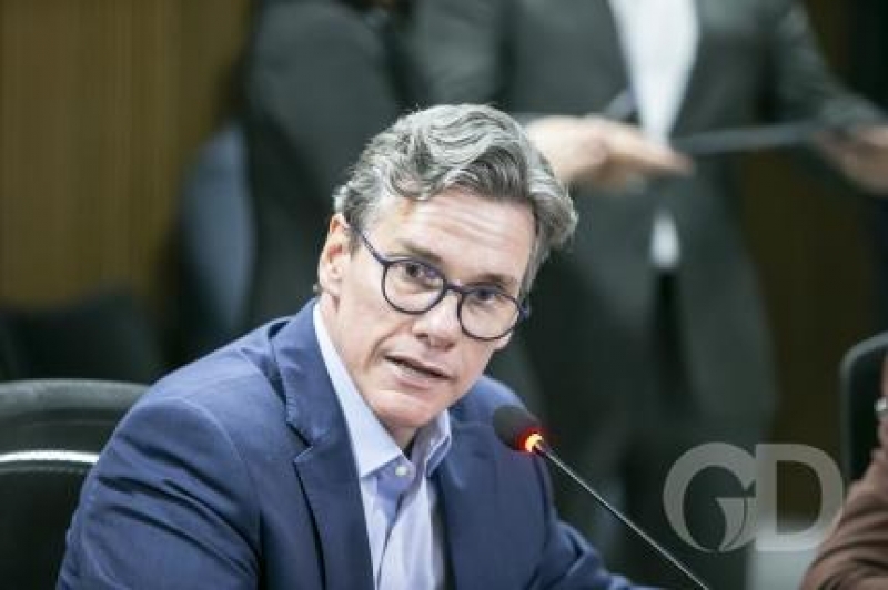 Governo estuda programa de demissão voluntária e adoção de IA, diz Gallo