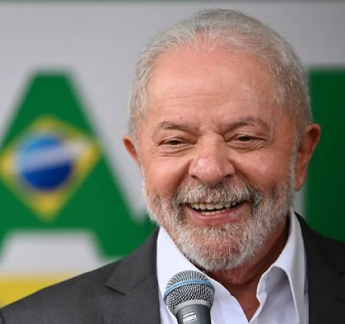 Governo Lula prepara exceções ao fim da escala 6x1, anuncia senadora do PT