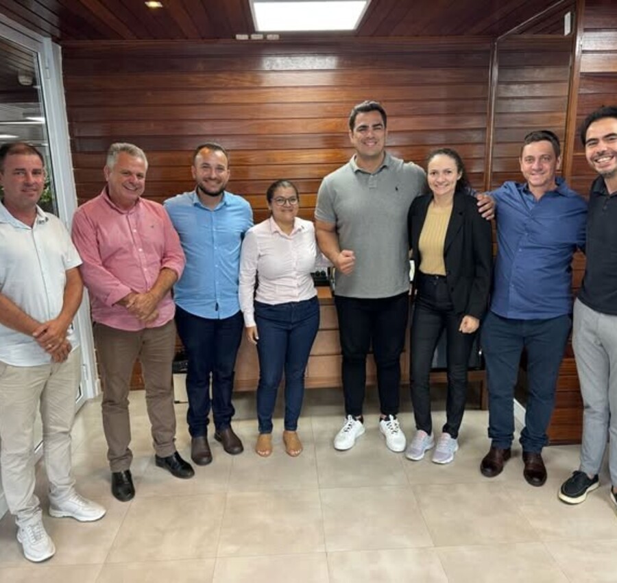 Prefeito Casciano e comitiva municipal apresentam demandas esportivas à SECEL em busca de investimentos para Novo Mundo