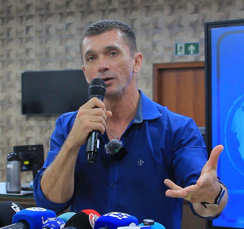 Prefeito Márcio Gonçalves Apresenta Resultados dos Primeiros 100 Dias de Gestão em Coletiva de Imprensa