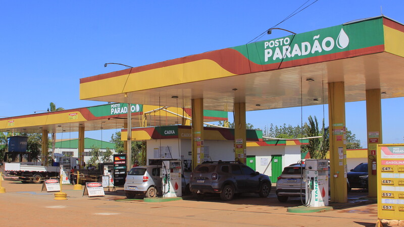 Posto Paradão realiza sorteio especial de Dia das Mães e premia clientes com vale combustível
