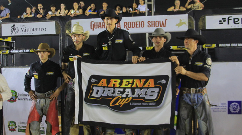 Em noite de emoção, Maicon Rodrigues “Coquinho” é consagrado campeão do Guarantã Rodeio Show 2025