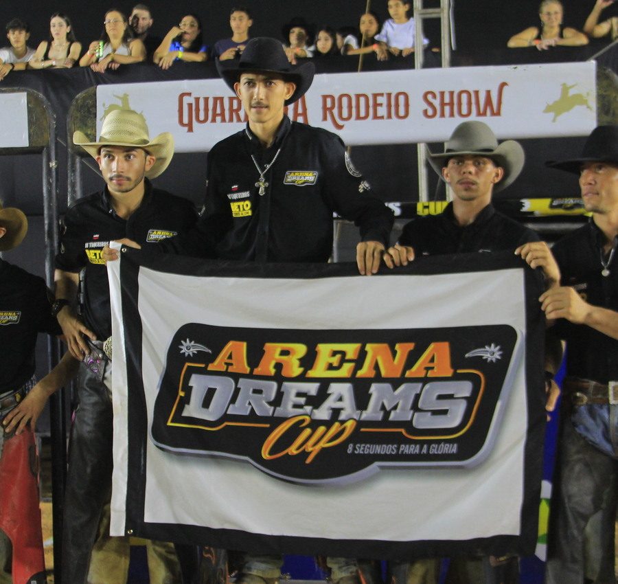 Em noite de emoção, Maicon Rodrigues “Coquinho” é consagrado campeão do Guarantã Rodeio Show 2025