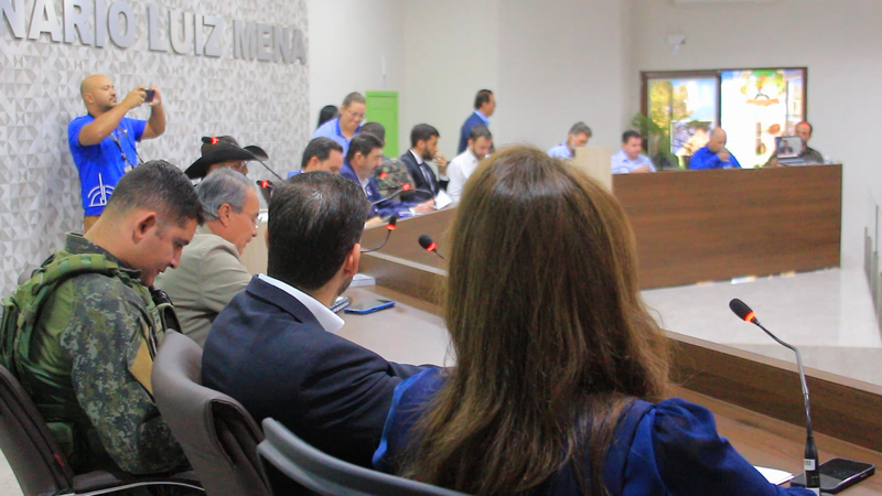 Autoridades estaduais e municipais se reúnem para orientar moradores e debater projetos que conciliem interesses sociais, ambientais e legislativos na região da PCH Braço Norte 2.