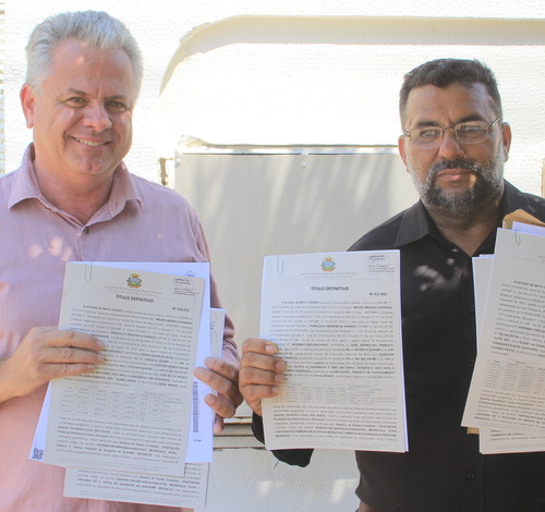 Vereador Amado e prefeito Casciano Martins comemoram conquista histórica de títulos de terra no Cristalino do Norte