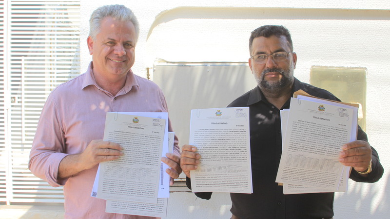 Vereador Amado e prefeito Casciano Martins comemoram conquista histórica de títulos de terra no Cristalino do Norte