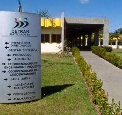 Estado reintegra servidor investigado por venda de CNHs; outro alvo tem aposentadoria retomada