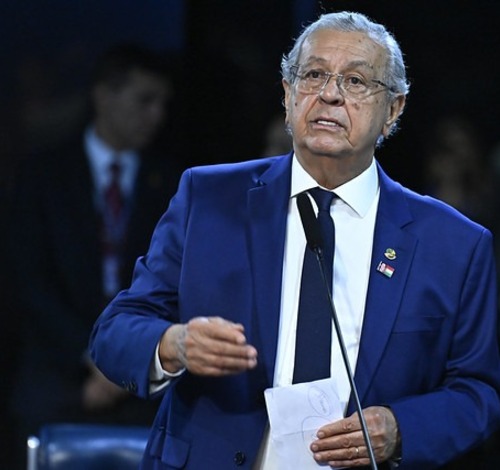 Senado aprova PL que combate pedófilos; Jayme Campos destaca avanço humanitário