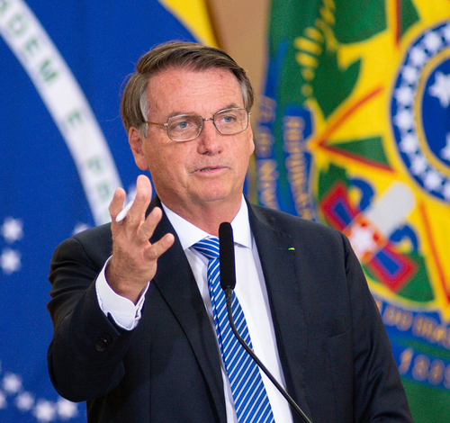 Irmão de Jair Bolsonaro afirma que ex-presidente foi levado à Polícia Federal em ação sigilosa