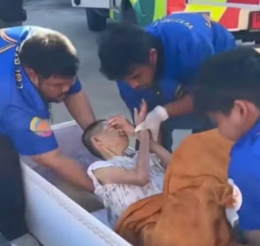 Mulher é encontrada viva dentro de caixão antes da cremação, após funcionários ouvirem batidas