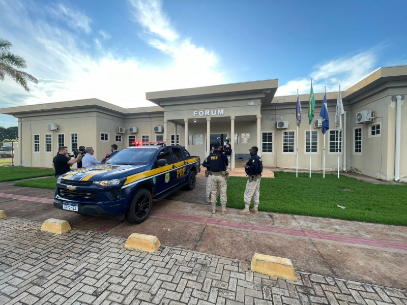 PRF de Guarantã do Norte recebe viaturas e equipamentos em parceria com o Ministério Público