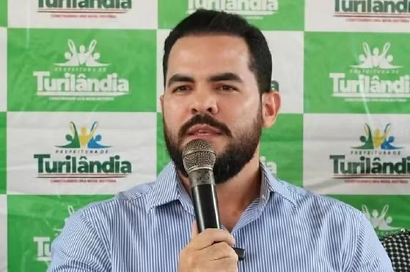 Prefeito, vice e 11 vereadores são acusados de saquear R$ 56 milhões de cofres públicos