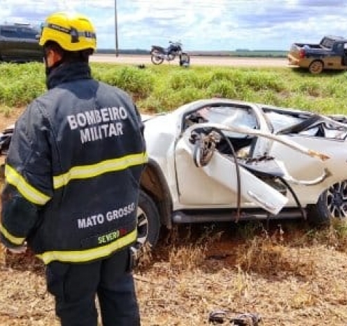 Capotamento de Toyota SW4 mata duas mulheres na MT-449; motorista fica ferido
