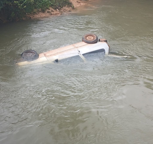 Homem é encontrado morto após carro cair no rio Novo Horizonte em Guarantã do Norte