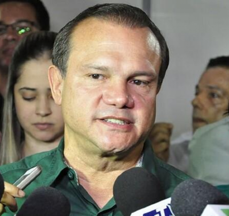 Fagundes pede redução da maioridade penal após cachorro ser torturado até a morte