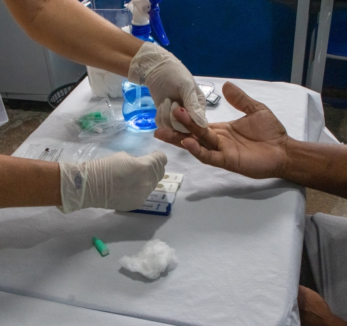 Mutirão da Saúde no bairro Santa Marta realiza mais de 350 atendimentos e reforça cuidado preventivo.