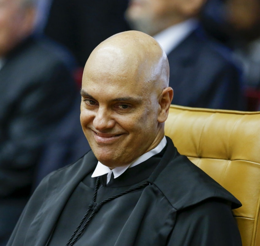 https://www.gcnoticias.com.br/politica/moraes-suspende-aplicacao-da-lei-da-dosimetria/249226216