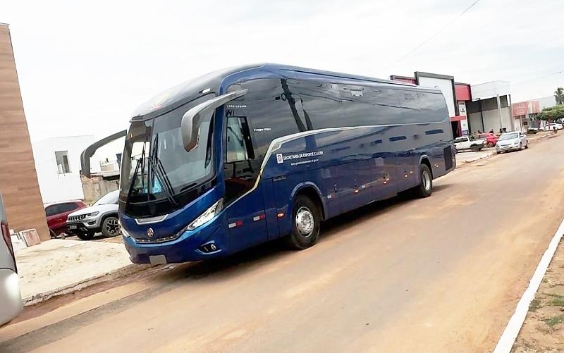 Peixoto recebe novo ônibus para fortalecer o esporte municipal