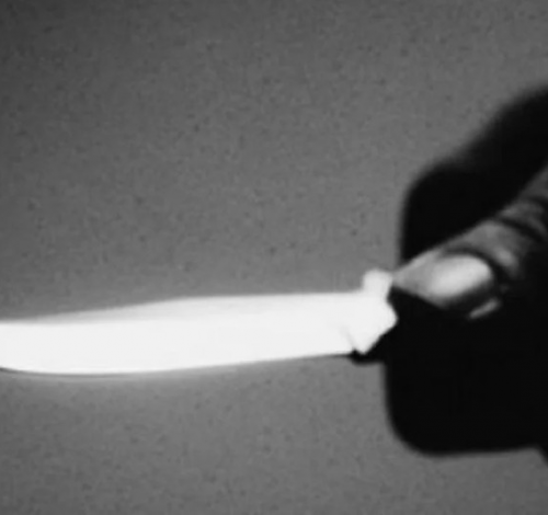 Filho tenta salvar a mãe e acaba esfaqueado pelo pai em Querência